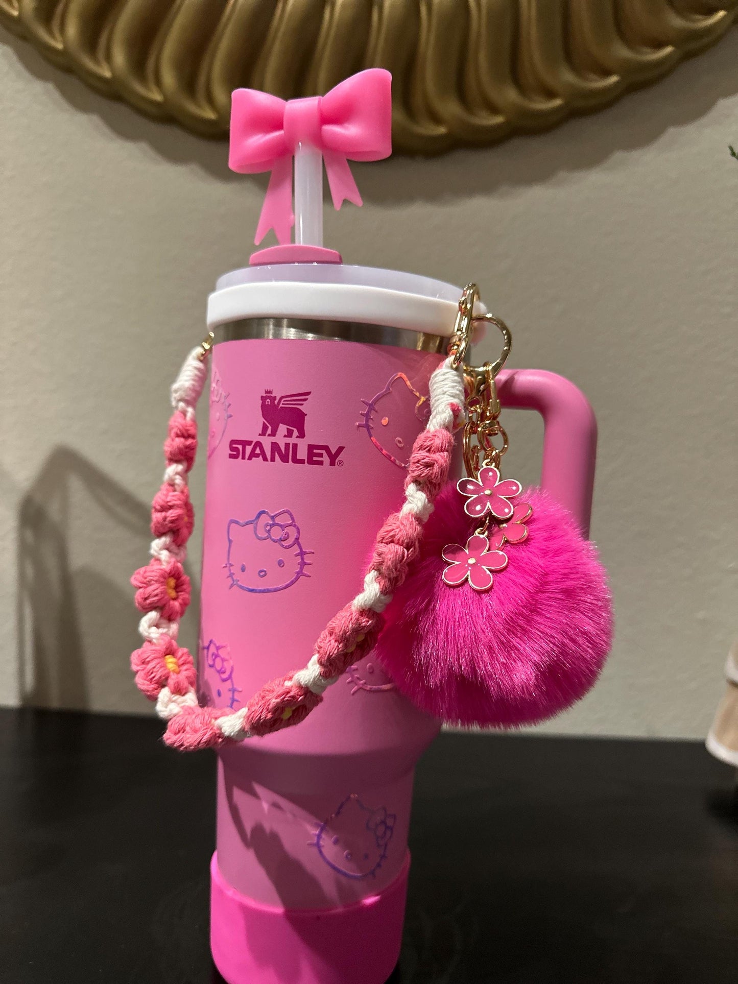 Stanley X Hello Kitty Quencher (Pink 💗)